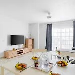 Golden Sunset Ocean View Apartament
