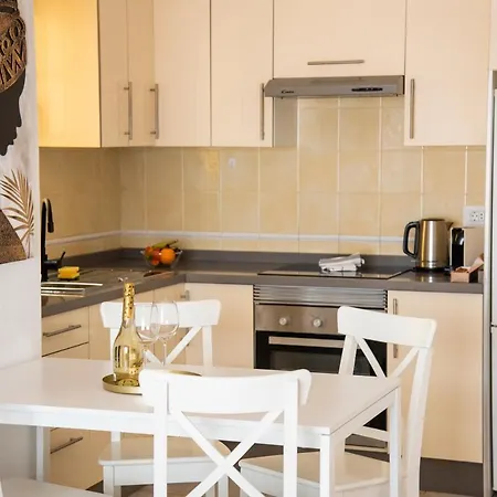 Golden Sunset Ocean View Apartamento *