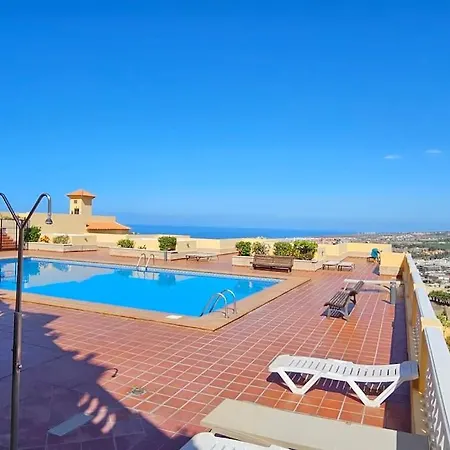 Golden Sunset Ocean View 阿德耶