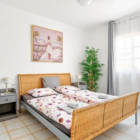 Golden Sunset Ocean View Appartement *