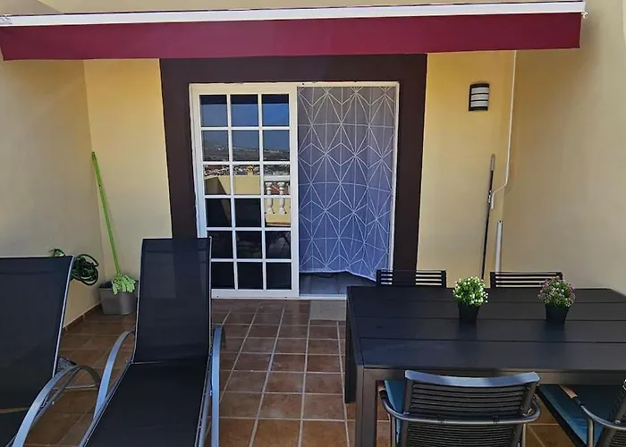 Golden Sunset Ocean View アデヘ