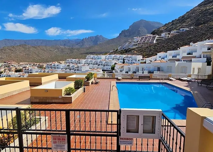 Golden Sunset Ocean View 阿德耶